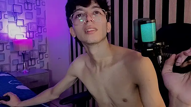 Snapshot of Twink_Sebas7 chatting on 06-30-26, 12:28 Twink Sebas7 online show from 06-30-26, 12:28