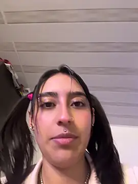 hotlatinocouple   online show from 04-27-26, 07:28