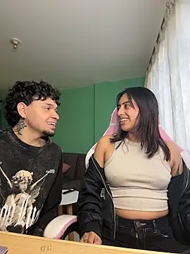 hotlatinocouple   online show from 05-25-26, 10:49