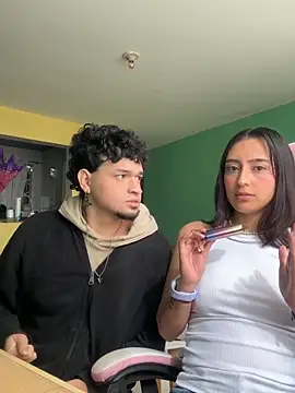 hotlatinocouple   online show from 05-27-26, 08:28