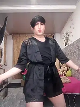 Snapshot of alecars chatting on 04-10-26, 04:06 alecars online show from 04-10-26, 04:06