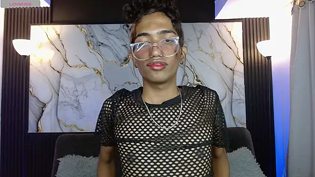 triiangel latinboy online show from 04-24-26, 01:19