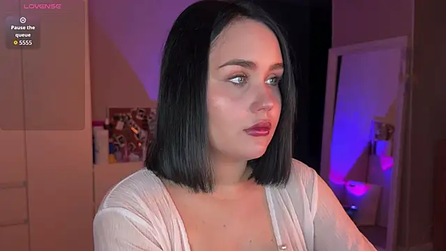 lola raze online show from 04-22-26, 07:26