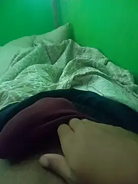 Snapshot of Safadocari chatting on 04-10-26, 12:21 Safadocari online show from 04-10-26, 12:21