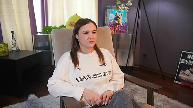 Snapshot of ElanaWiseman chatting on 04-10-26, 12:32 ElanaWiseman online show from 04-10-26, 12:32