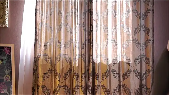 NicolWimett online show from 04-15-26, 06:53