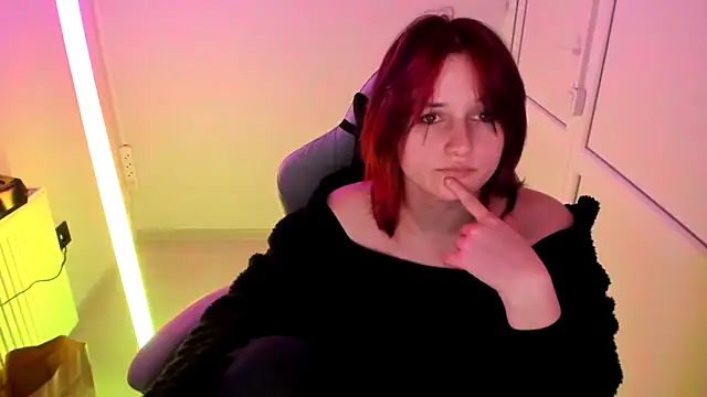 GoldenKiss online show from 04-27-26, 07:01