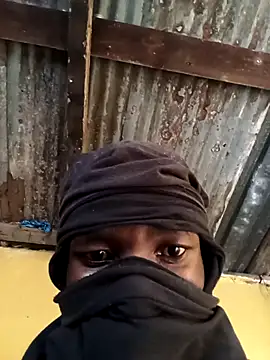 Snapshot of theyloveoneanothe chatting on 04-09-26, 02:00 theyloveoneanothe online show from 04-09-26, 02:00