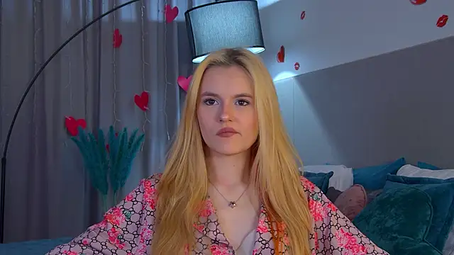 LeaLamour online show from 04-10-26, 06:51