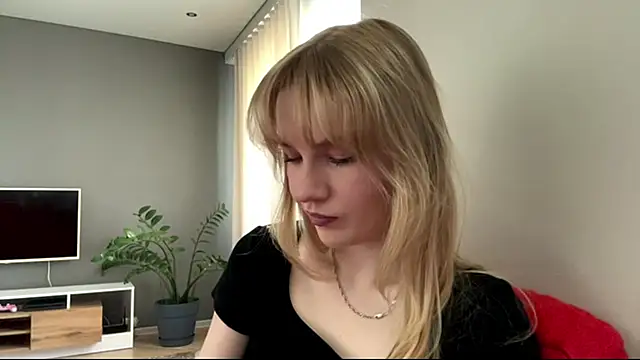 Snapshot of PlasaRima chatting on 06-16-26, 11:40 PlasaRima online show from 06-16-26, 11:40
