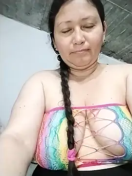 Snapshot of Dayis_2 chatting on 07-19-26, 05:16 Dayis 2 online show from 07-19-26, 05:16
