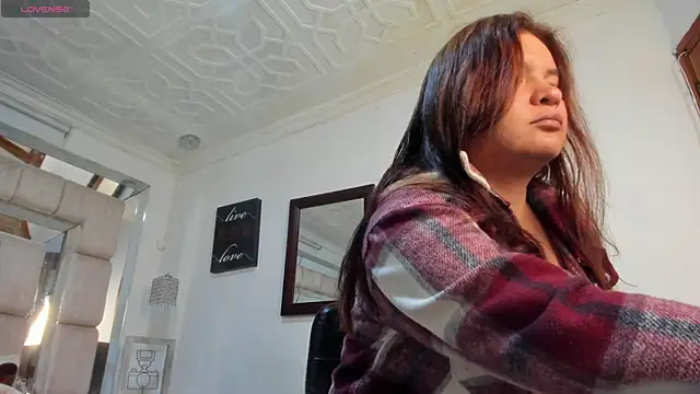 SarahQ65 online show from 04-16-26, 12:50