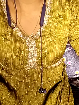 Snapshot of SEXY_NOOR01 chatting on 04-11-26, 07:24 SEXY NOOR01 online show from 04-11-26, 07:24