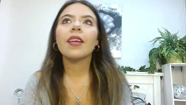 SalomeMartinez  online show from 05-22-26, 03:39