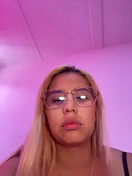 Aliss Taylor1 online show from 04-28-26, 03:39