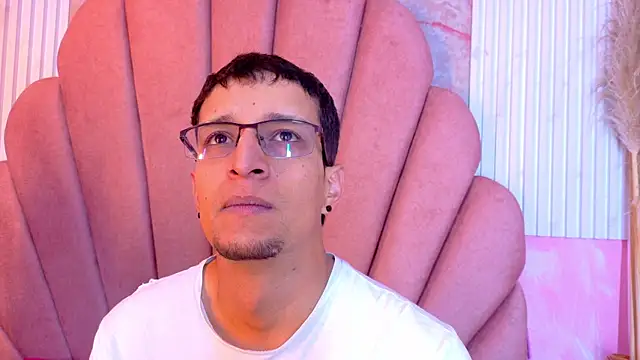 Madisson Roos online show from 07-17-26, 03:46