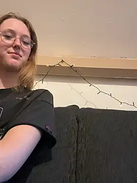 SweetNatalie699 online show from 05-02-26, 06:57