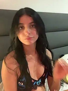 VIOLET 19XXX online show from 07-19-26, 05:22