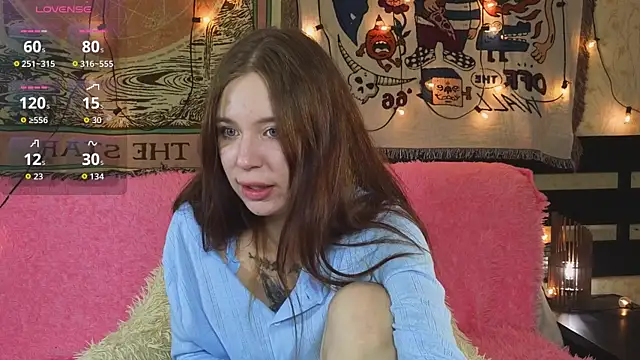 Snapshot of BlueberryMilMil chatting on 04-12-26, 04:56 BlueberryMilMil online show from 04-12-26, 04:56