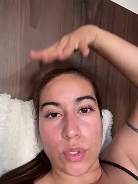 Aitana Lux online show from 04-16-26, 09:39