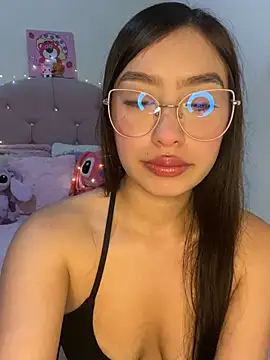 Snapshot of Miakittyyy chatting on 04-14-26, 02:56 Miakittyyy online show from 04-14-26, 02:56