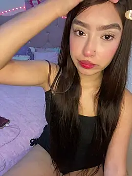 Snapshot of Miakittyyy chatting on 06-21-26, 01:30 Miakittyyy online show from 06-21-26, 01:30
