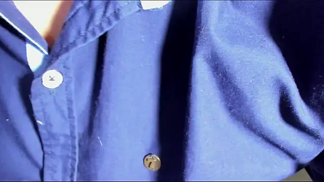 Im Axiel online show from 04-19-26, 12:11