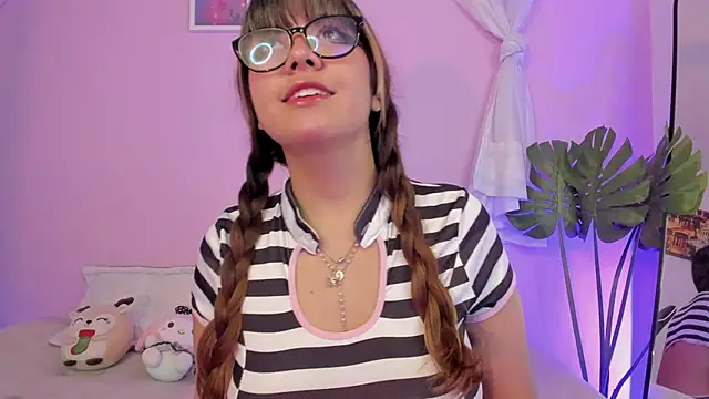 honey m00n online show from 04-25-26, 05:54
