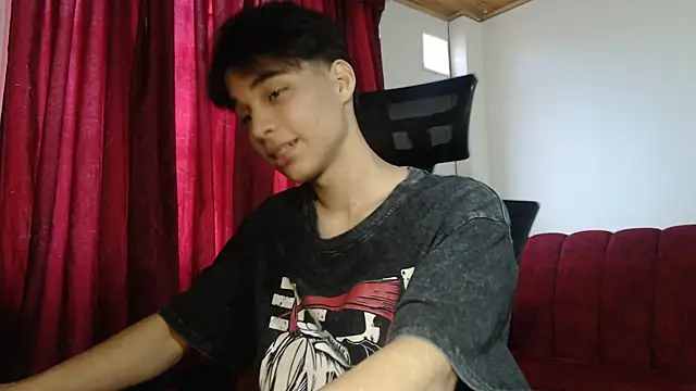 Snapshot of Marck-Pro chatting on 05-04-26, 09:22 Marck-Pro online show from 05-04-26, 09:22