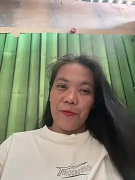 holdmetight21 online show from 04-16-26, 04:24