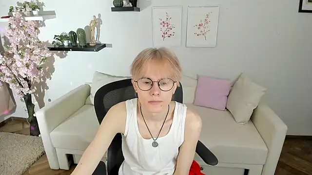 Liam Blair online show from 04-14-26, 05:35