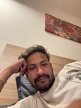 Snapshot of newdelhiBOY_ chatting on 06-06-26, 03:50 newdelhiBOY online show from 06-06-26, 03:50