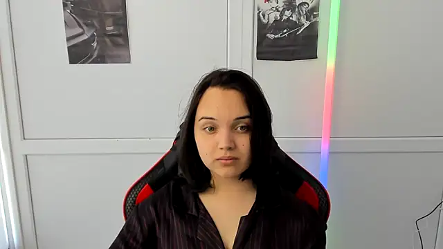 Caroline cutte online show from 05-23-26, 06:51