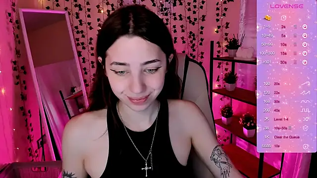 CharliGrace  online show from 05-17-26, 07:28