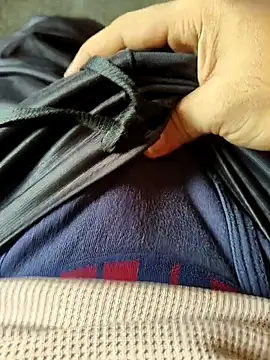 Snapshot of rahul2222 chatting on 04-12-26, 05:34 rahul2222 online show from 04-12-26, 05:34