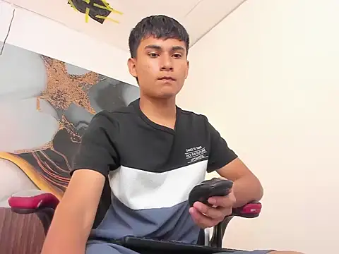 SantiagoCool online show from 04-18-26, 12:31
