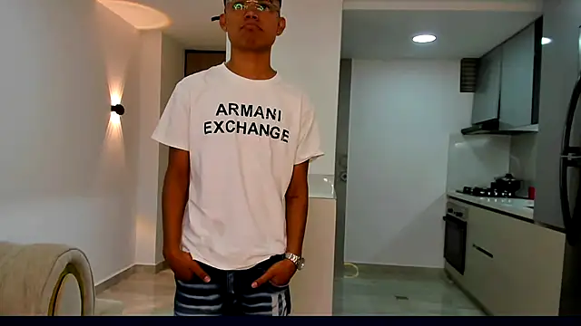 Luxury pleasure 2 online show from 05-20-26, 03:24