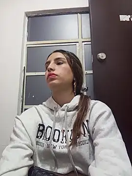 AmaraSaint online show from 05-08-26, 01:11
