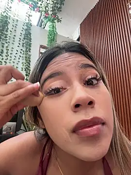 Kimmiebellarie online show from 07-19-26, 01:59