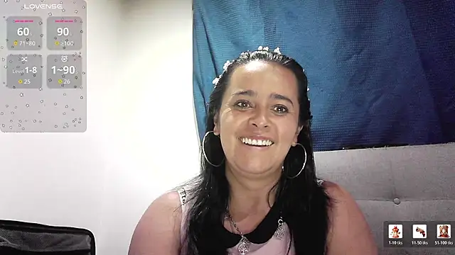 Snapshot of Estefany-magic chatting on 06-21-26, 02:25 Estefany-magic online show from 06-21-26, 02:25
