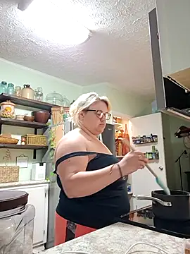 itsthatgirl online show from 04-12-26, 12:48