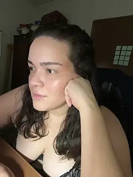 dayanestephany1 online show from 04-29-26, 03:43