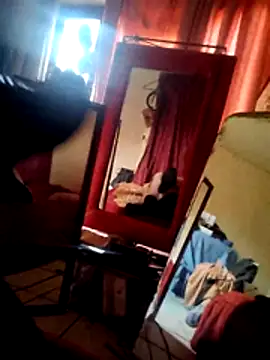 Lacasadelilith online show from 04-12-26, 10:15