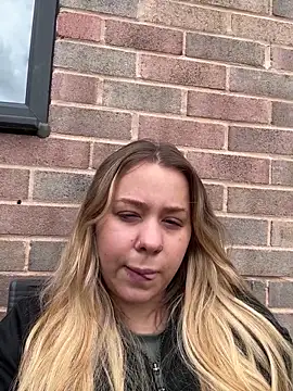 Snapshot of OliviaJadeXx chatting on 05-16-26, 10:47 OliviaJadeXx online show from 05-16-26, 10:47