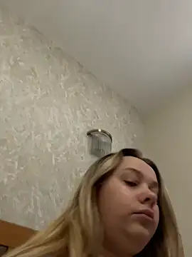 Snapshot of OliviaJadeXx chatting on 05-19-26, 07:26 OliviaJadeXx online show from 05-19-26, 07:26