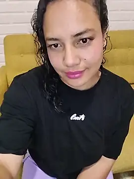 Pricila45 online show from 04-17-26, 01:08