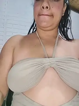 Pricila45 online show from 04-23-26, 11:40