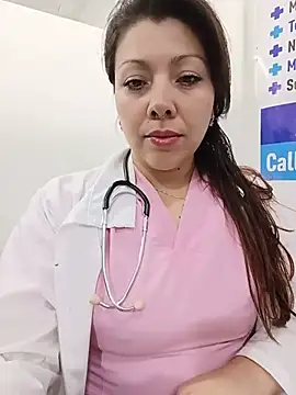 Snapshot of SARA_21- chatting on 06-10-26, 12:37 SARA 21- online show from 06-10-26, 12:37