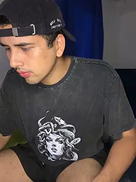 Snapshot of AdrianEmpire chatting on 04-15-26, 10:43 AdrianEmpire online show from 04-15-26, 10:43