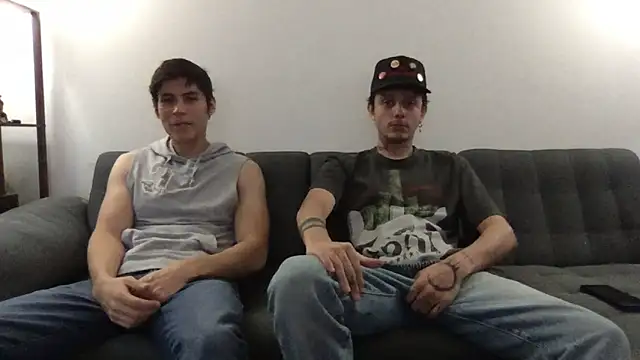 Chrixtopherobin online show from 04-28-26, 08:47